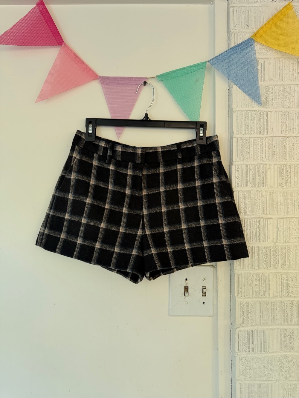 GAP Black and Cream Plaid High-Waist Shorts